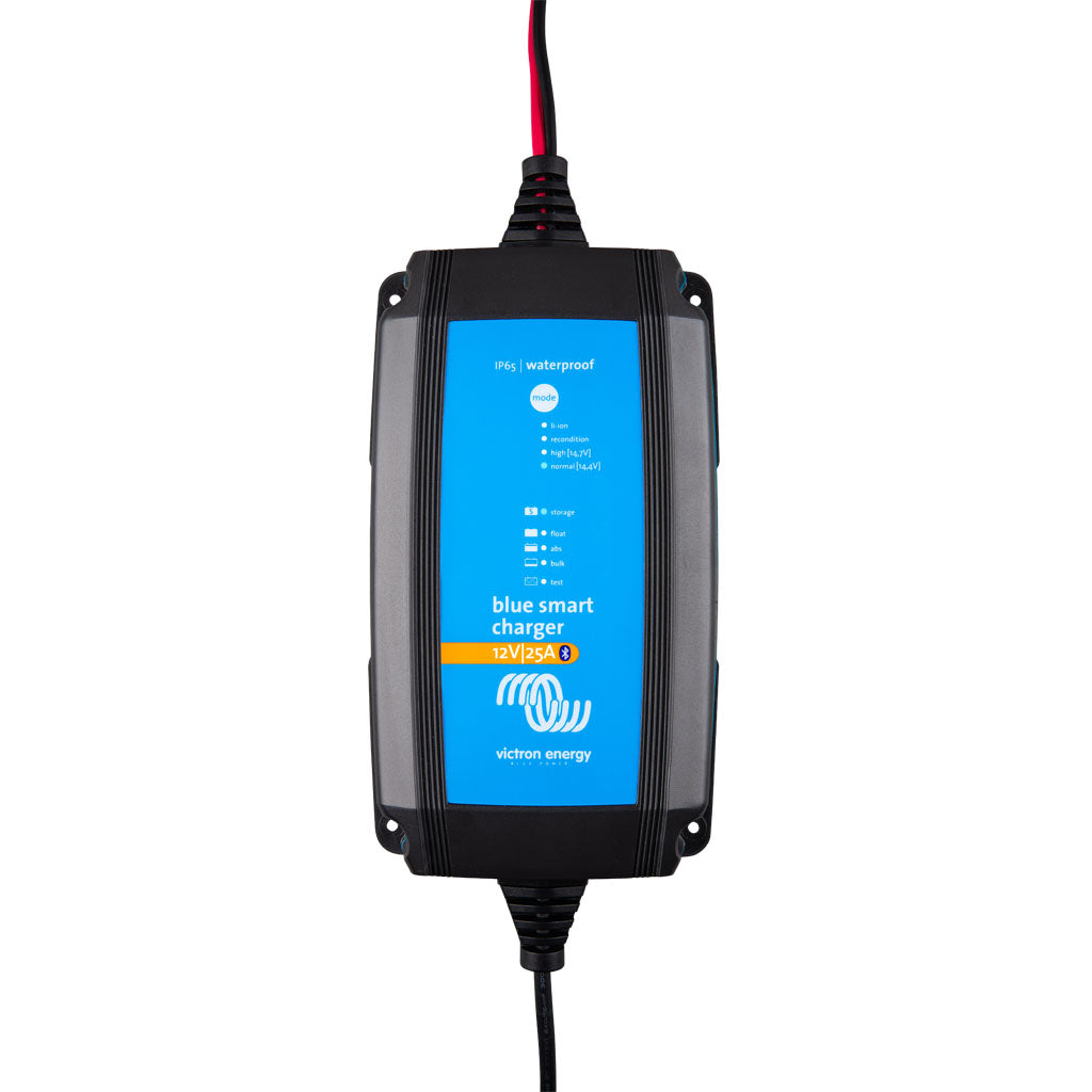 Blue smart IP65 acculader 12 volt 25A